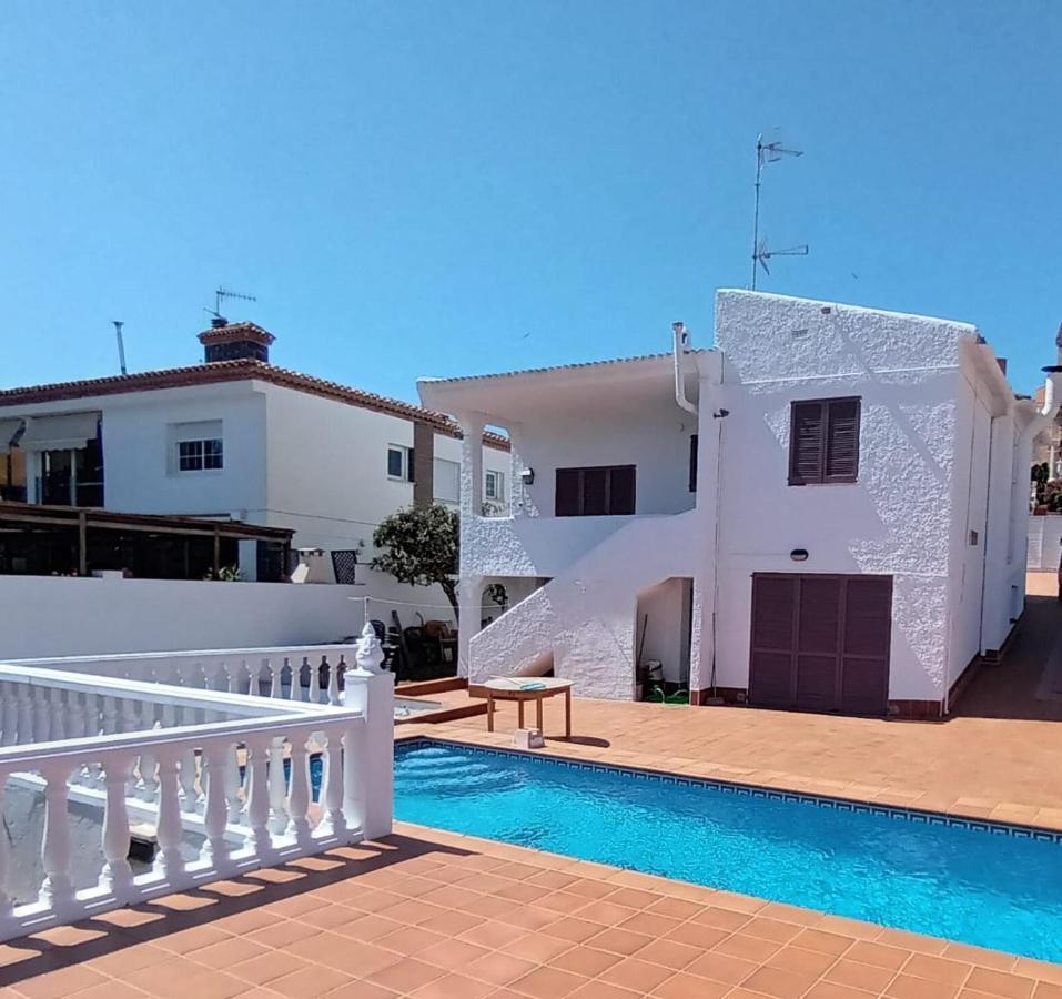 Casa Independiente Con Piscina A 2 Km. De La Playa Segur de Calafell Exterior foto
