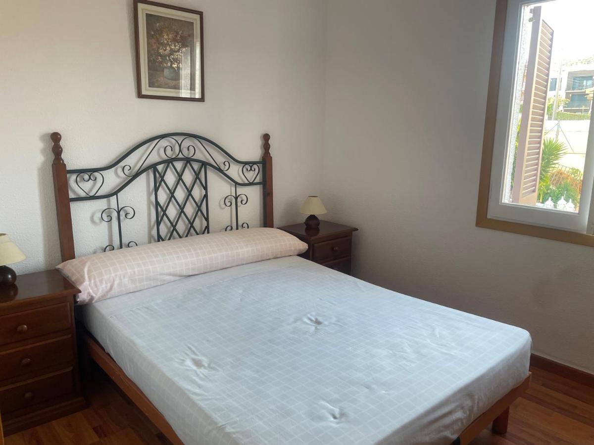 Casa Independiente Con Piscina A 2 Km. De La Playa Segur de Calafell Exterior foto