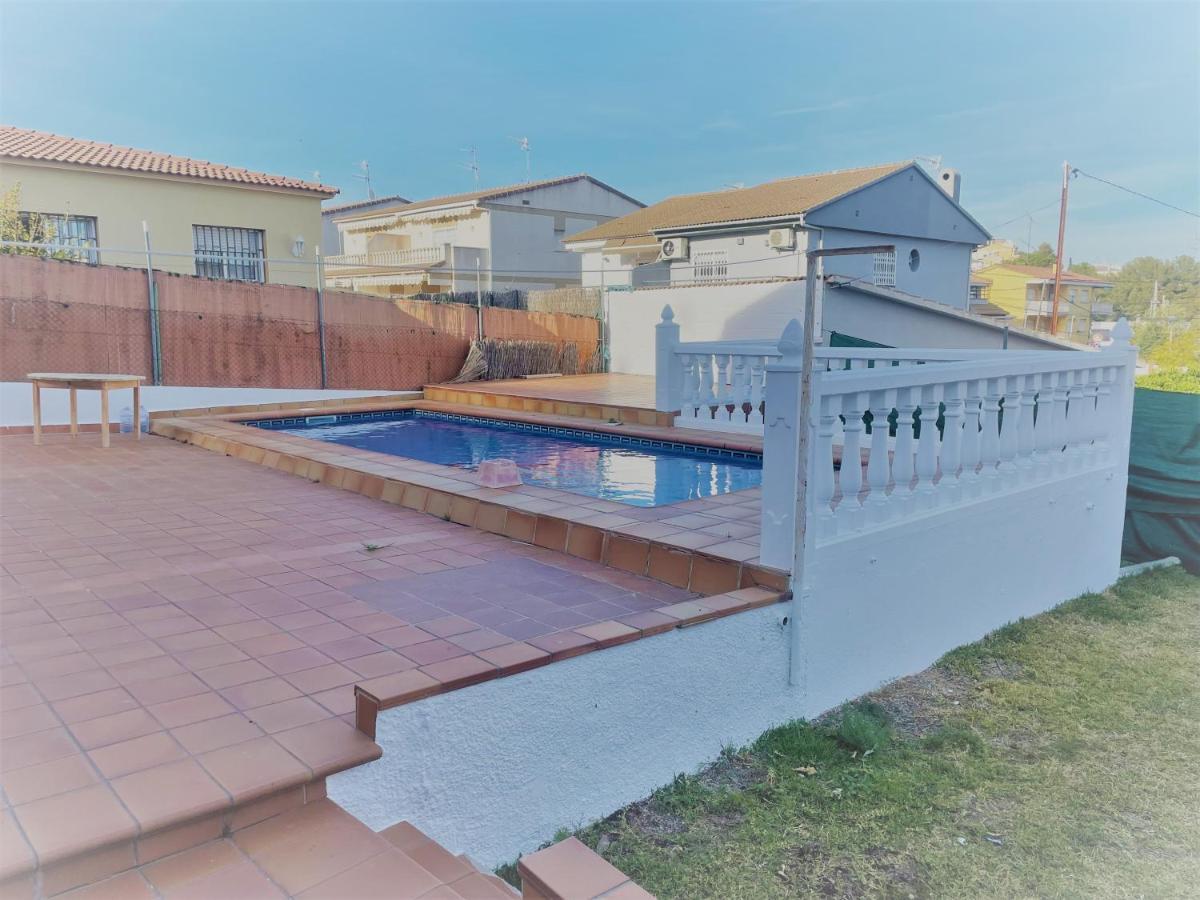 Casa Independiente Con Piscina A 2 Km. De La Playa Segur de Calafell Exterior foto