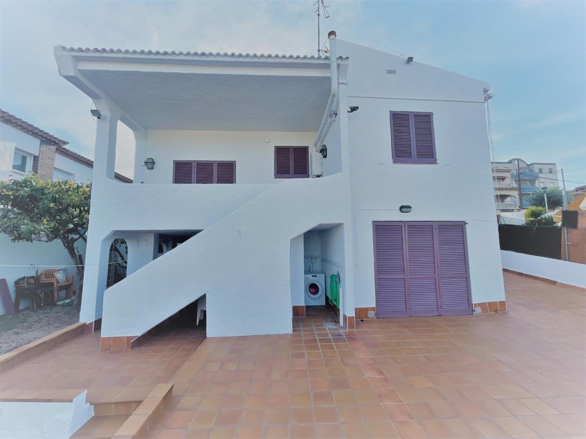 Casa Independiente Con Piscina A 2 Km. De La Playa Segur de Calafell Exterior foto